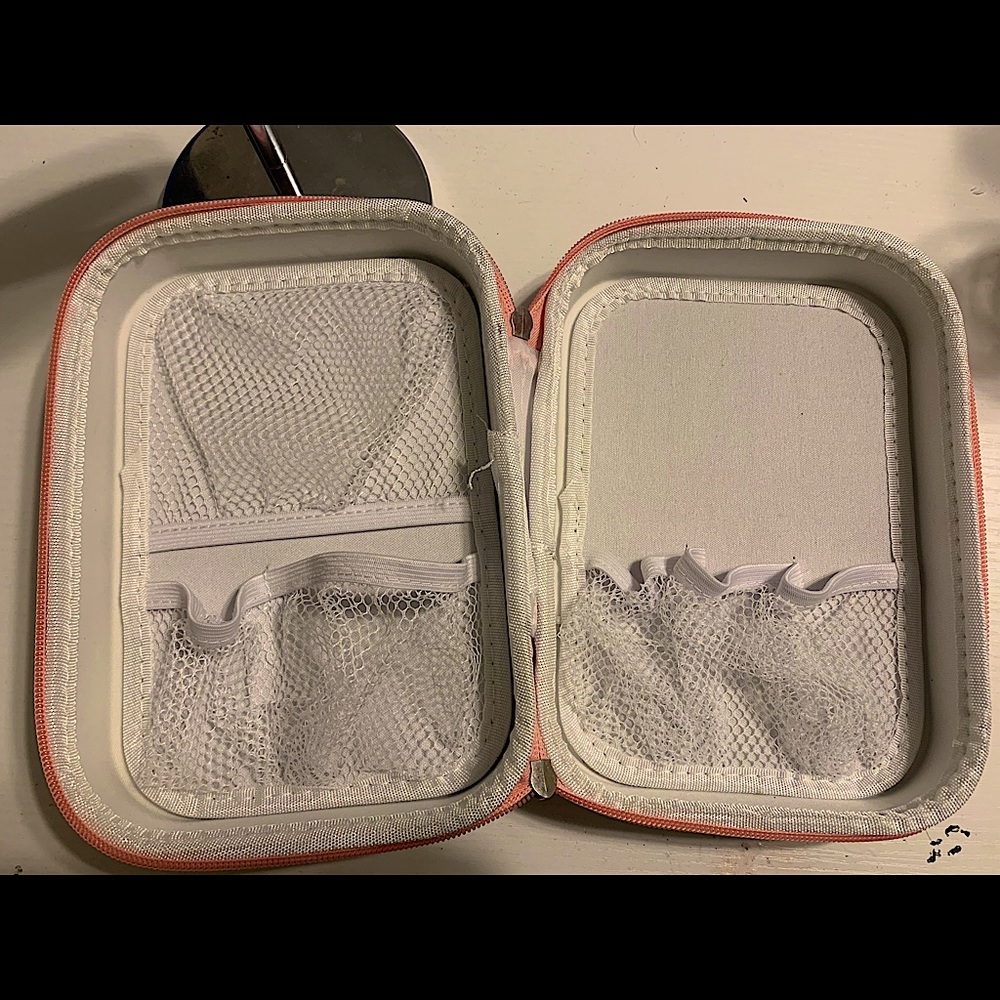 PINK HOLDER FOR MULTI USE